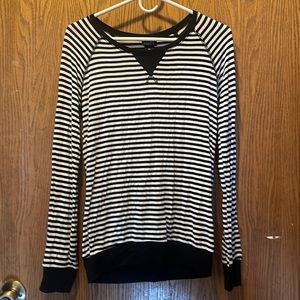 Rue 21 white and black striped long sleeve